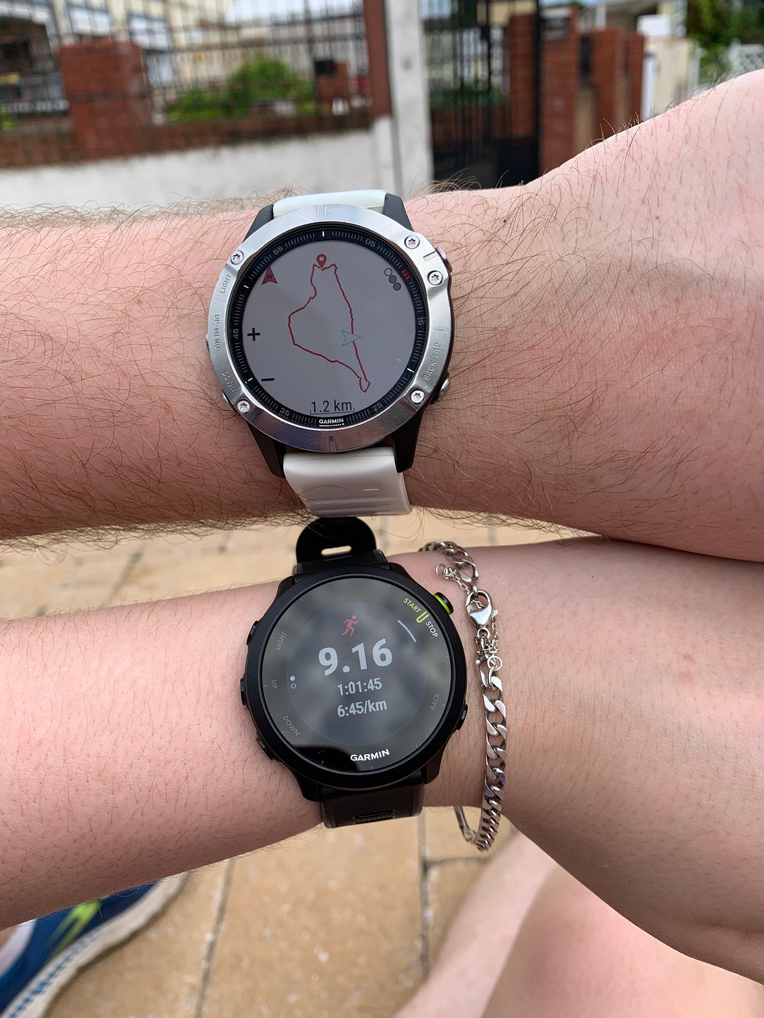 montre Garmin avec parcours de course à pieds